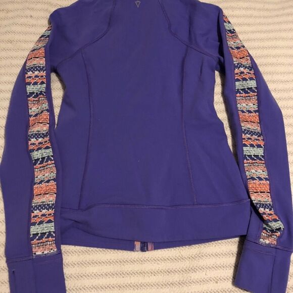 Lululemon for Girls Ivivva 2-piece Set - Scuba Full-zip Jacket + Align Leggings - Picture 7 of 16